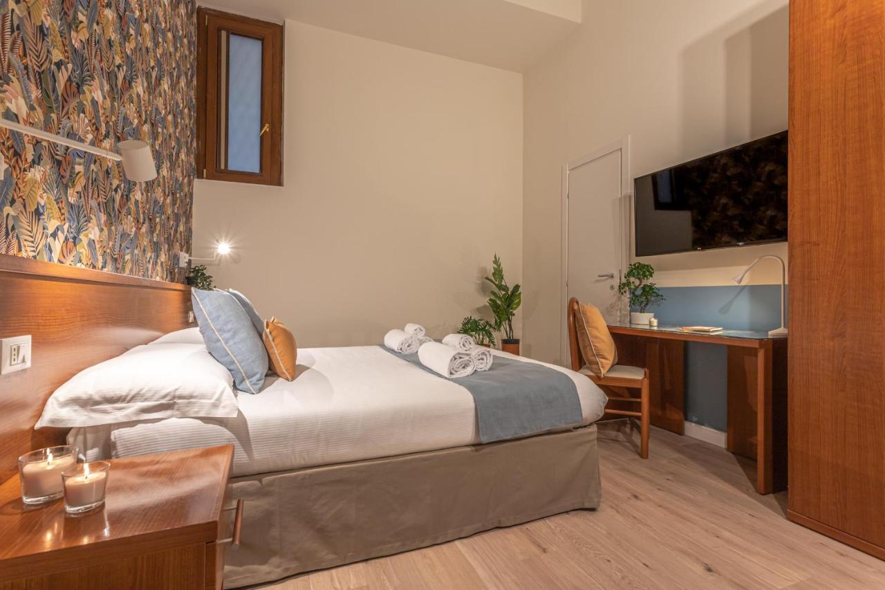 Vittoria Garden Suites Roma Exterior foto